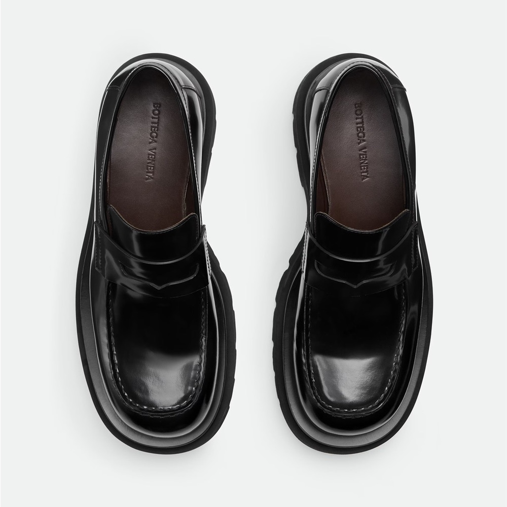 Bottega Veneta Glossy Black Loafers - Picture 2 of 11